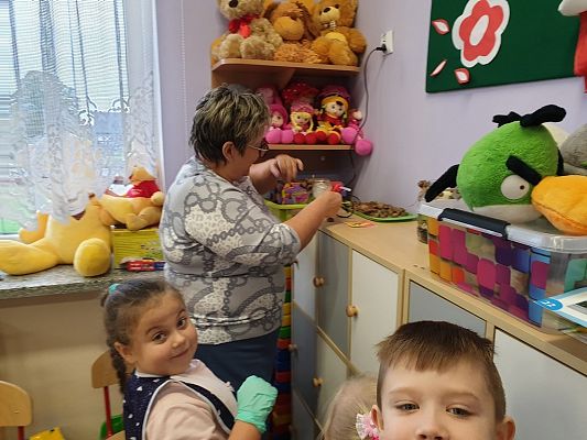 Grafika #13: Jesień w słoiku