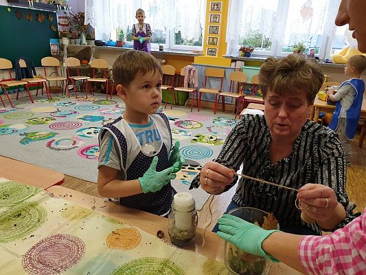 Grafika #8: Jesień w słoiku