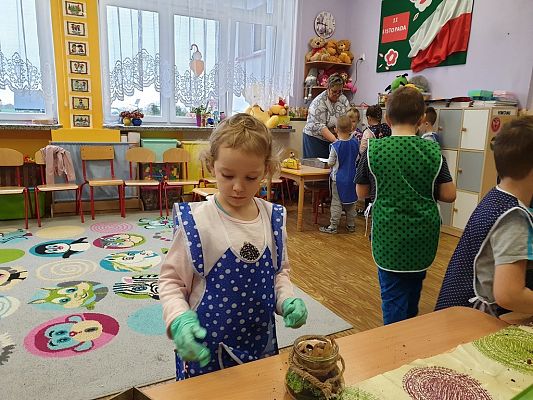 Grafika #16: Jesień w słoiku