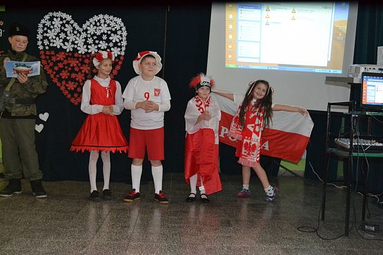 Grafika #15: Kocham Cię Polsko