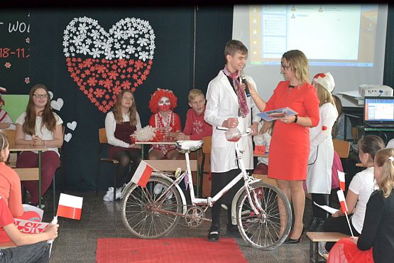 Grafika #37: Kocham Cię Polsko