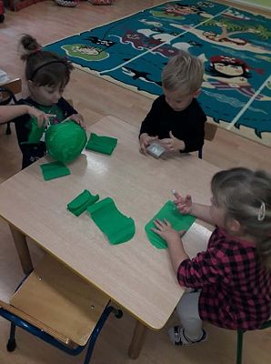 Grafika #10: Nawet maluch wie co jest zdrowe- a co nie.