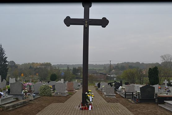 Grafika #36: Szkoła pamięta