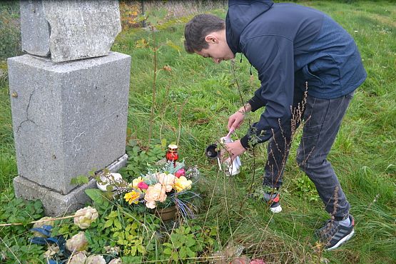 Grafika #43: Szkoła pamięta