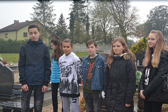 Grafika #55: Szkoła pamięta