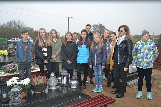 Grafika #67: Szkoła pamięta