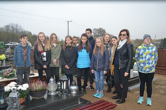 Grafika #68: Szkoła pamięta