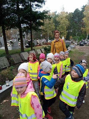 Grafika #3: Szkoła pamięta