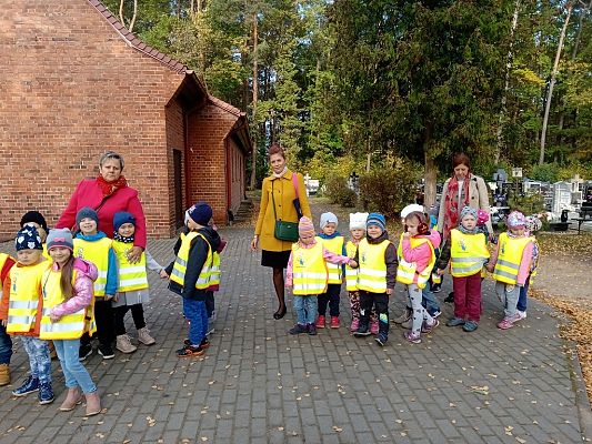 Grafika #11: Szkoła pamięta