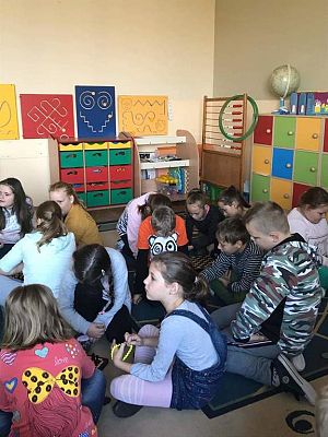 Grafika #14: Gra w szachy uczniów klasy II i III