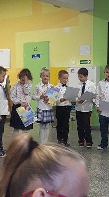 Grafika #2: Ślubowanie uczniów klasy I