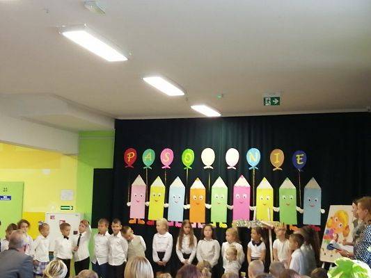 Grafika #3: Ślubowanie uczniów klasy I