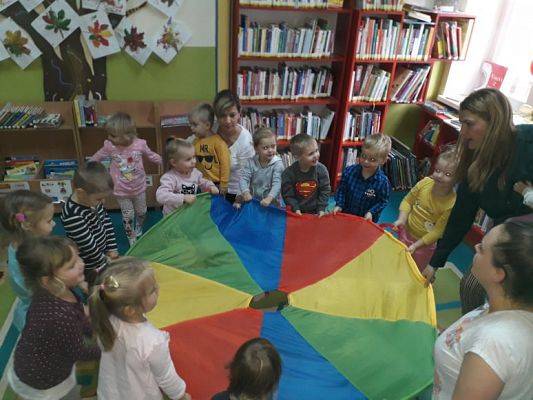 Grafika #1: Wycieczka do Biblioteki Miejskiej w Lęborku