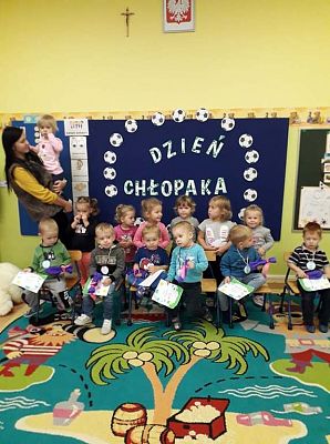 Grafika #0: Dzień chłopaka i dzień dziewczyny u maluszków.