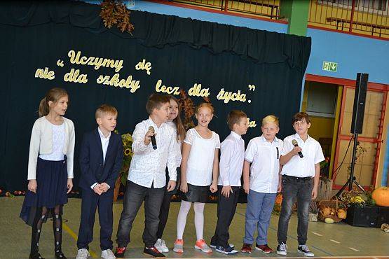 Grafika #21: Uczymy się nie dla szkoły lecz dla życia.