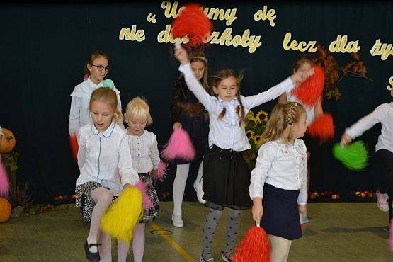 Grafika #30: Uczymy się nie dla szkoły lecz dla życia.