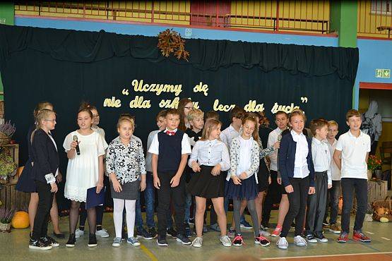 Grafika #33: Uczymy się nie dla szkoły lecz dla życia.