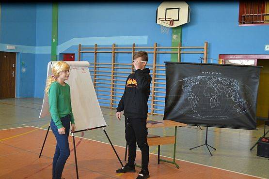 Grafika #41: Uczymy się nie dla szkoły lecz dla życia.