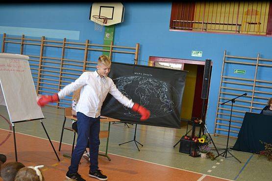 Grafika #54: Uczymy się nie dla szkoły lecz dla życia.