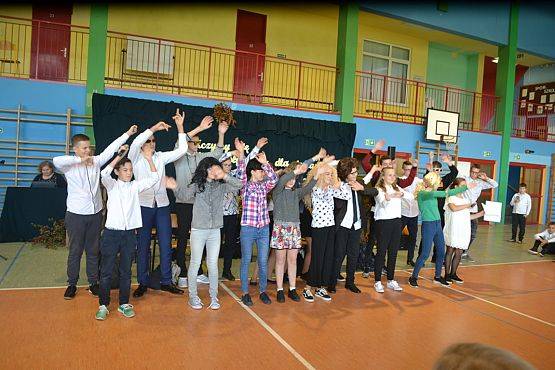 Grafika #67: Uczymy się nie dla szkoły lecz dla życia.