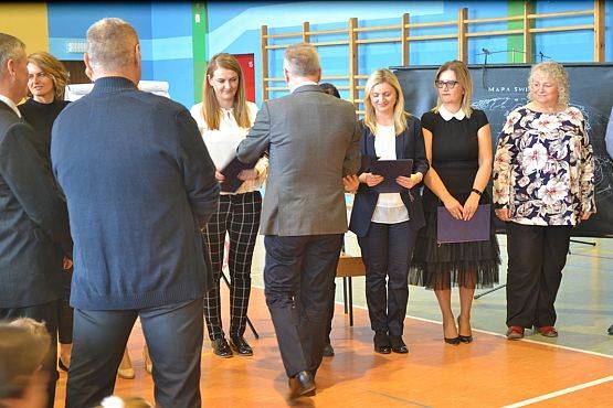 Grafika #79: Uczymy się nie dla szkoły lecz dla życia.