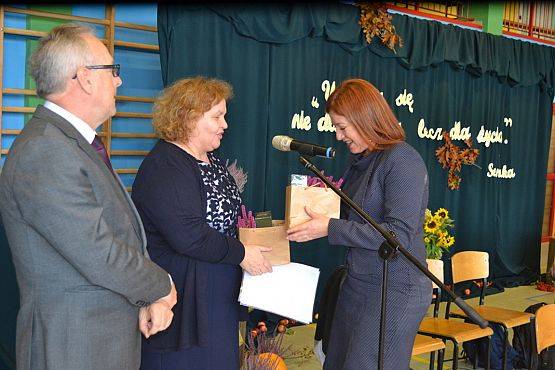 Grafika #82: Uczymy się nie dla szkoły lecz dla życia.