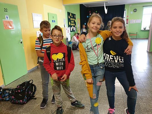 Grafika #18: Światowy Dzień Uśmiechu