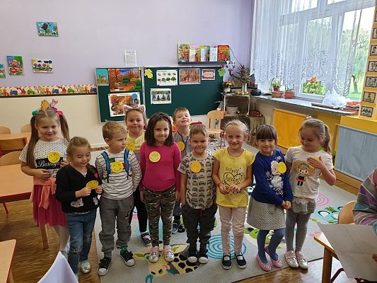 Grafika #19: Światowy Dzień Uśmiechu