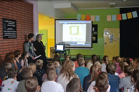 Grafika #22: Międzynarodowy Dzień Kropki – święto kreatywności, odwagi i zabawy.