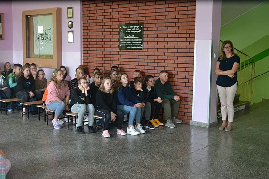 Grafika #8: SPOTKANIE Z DZIELNICOWYM