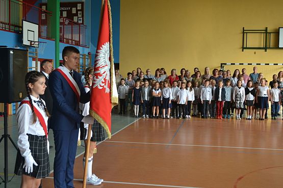 Grafika #0: Uroczyste rozpoczęcie roku szkolnego 2019/2020