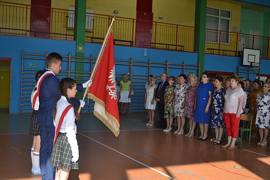 Grafika #0: Zakończenie roku szkolnego 2018/2019