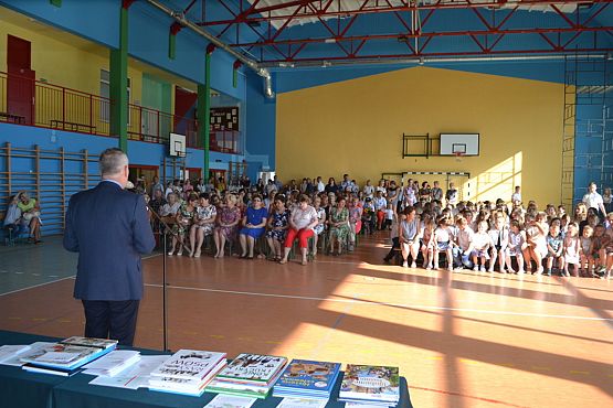 Grafika #1: Zakończenie roku szkolnego 2018/2019