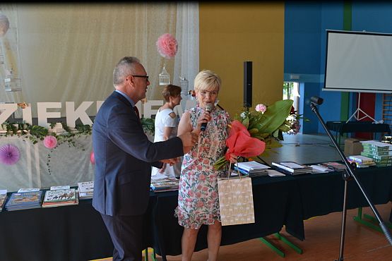 Grafika #16: Zakończenie roku szkolnego 2018/2019