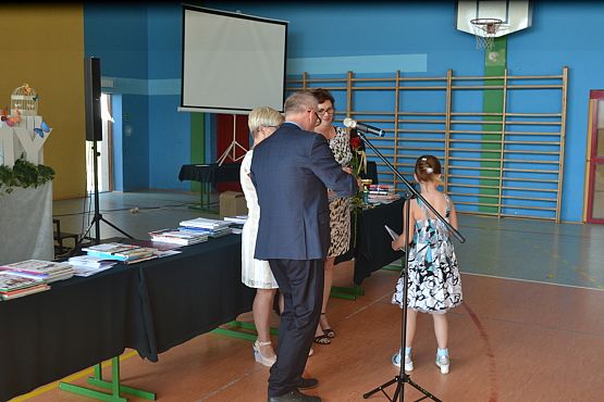 Grafika #19: Zakończenie roku szkolnego 2018/2019