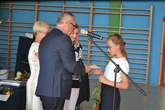 Grafika #47: Zakończenie roku szkolnego 2018/2019