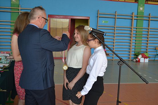 Grafika #73: Zakończenie roku szkolnego 2018/2019