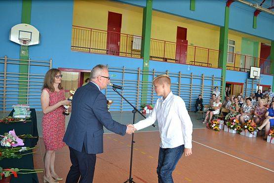 Grafika #77: Zakończenie roku szkolnego 2018/2019