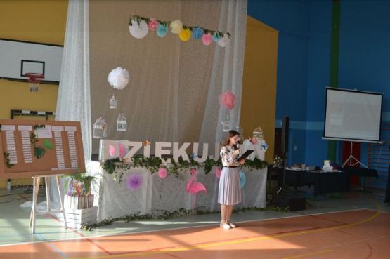 Grafika #2: Pożegnanie Absolwentów