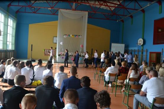 Grafika #11: Pożegnanie Absolwentów