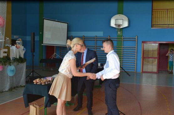 Grafika #24: Pożegnanie Absolwentów