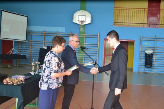 Grafika #27: Pożegnanie Absolwentów