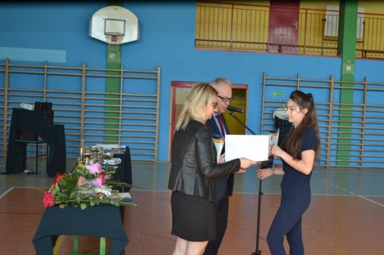 Grafika #41: Pożegnanie Absolwentów