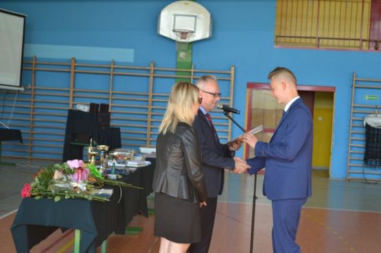 Grafika #44: Pożegnanie Absolwentów