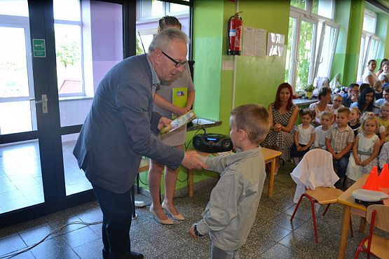 Grafika #63: Zakończenie roku przedszkolnego w oddziale 0