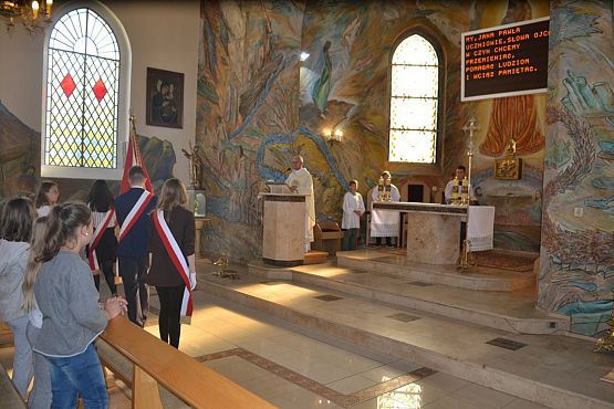 Grafika #1: MSZA ŚWIĘTA NA ZAKOŃCZENIE ROKU SZKOLNEGO 2018/2019