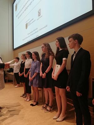 Grafika #6:  Najlepszy absolwent gimnazjum "