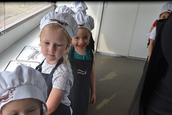 Grafika #38: Czekoladowy Autobus