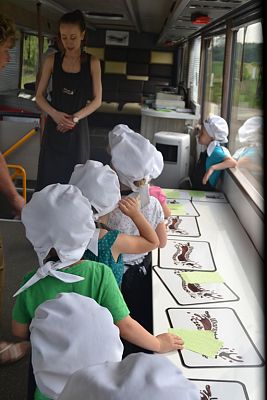 Grafika #41: Czekoladowy Autobus