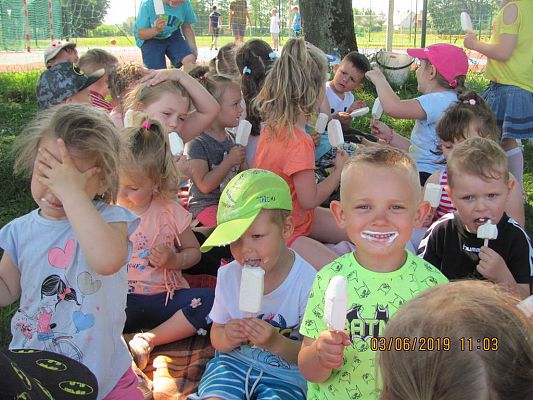 Grafika #23: Dzień Dziecka w przedszkolu